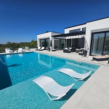 Villa Salkic *